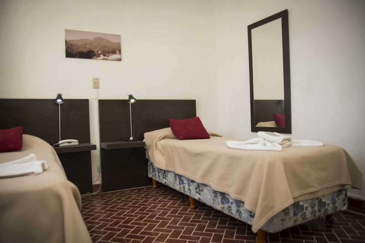 Luna Serrana Hotel Capilla del Monte Eksteriør bilde